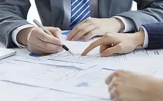 Profesyonel & Finansal Hizmetler.